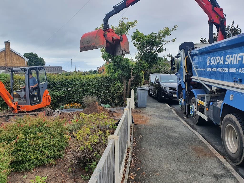 Unique Supa Shift - Grab Hire & Groundworks
