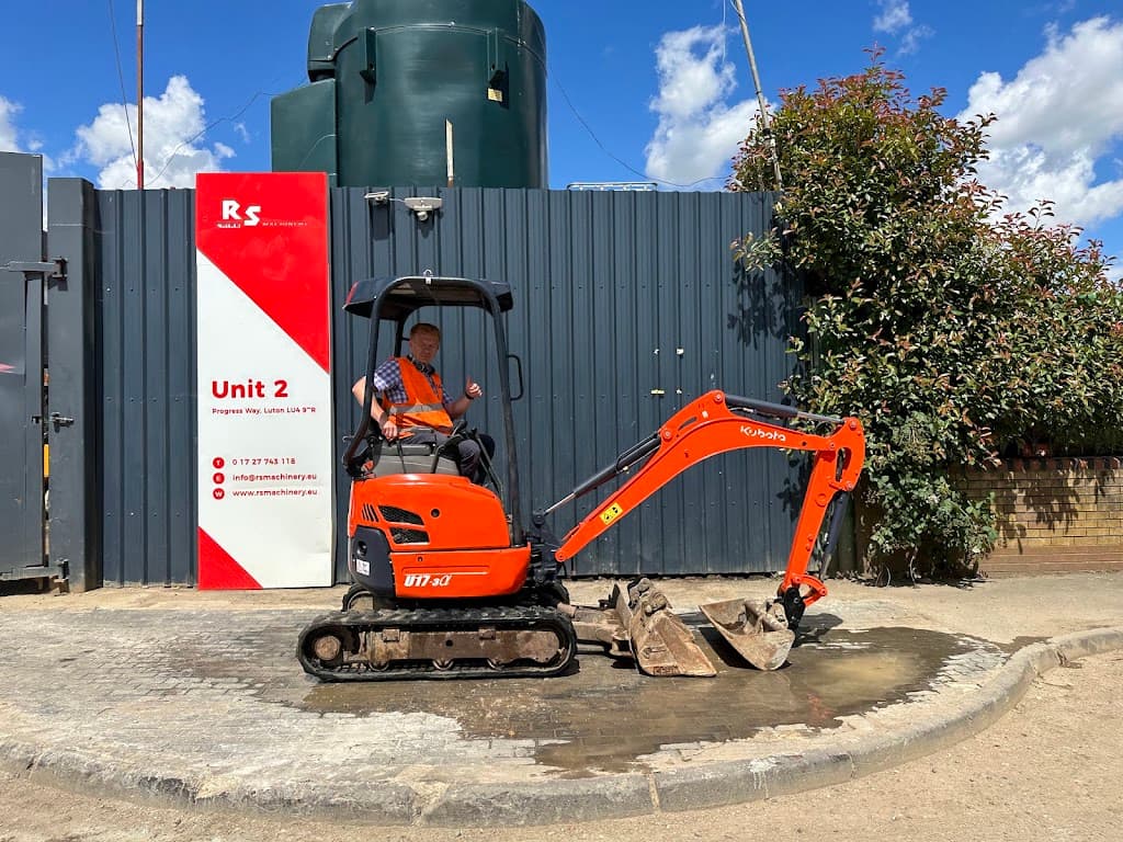 RS Machinery Ltd Plant Hire & Sales Machinery