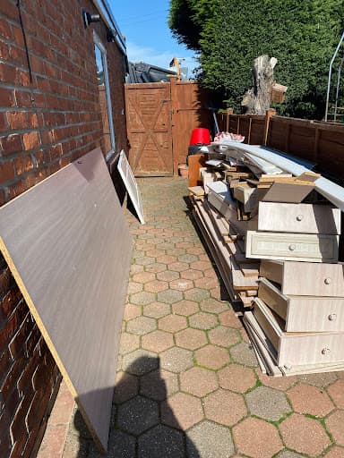 Joe Junk Rubbish Removal Newcastle — Customer photo