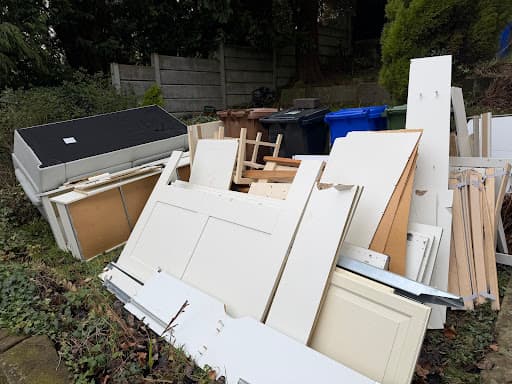 GET RID RUBBISH REMOVALS AND HOUSE CLEARANCE . Rubbish removal Manchester. House clearance Manchester. — Customer photo