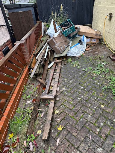 E Total Rubbish Clearance — Customer photo