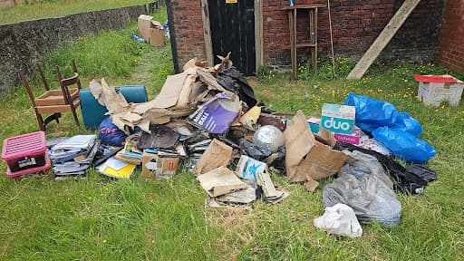 Man and Van Rubbish Removal Bolton — Customer photo