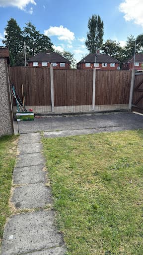 Man and Van Rubbish Removal Bolton — Customer photo