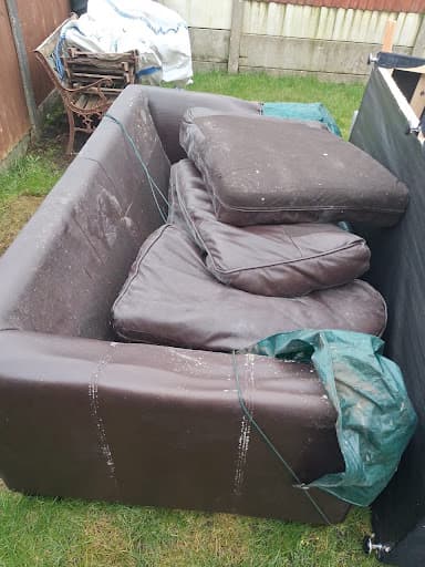 Man and Van Rubbish Removal Bolton — Customer photo
